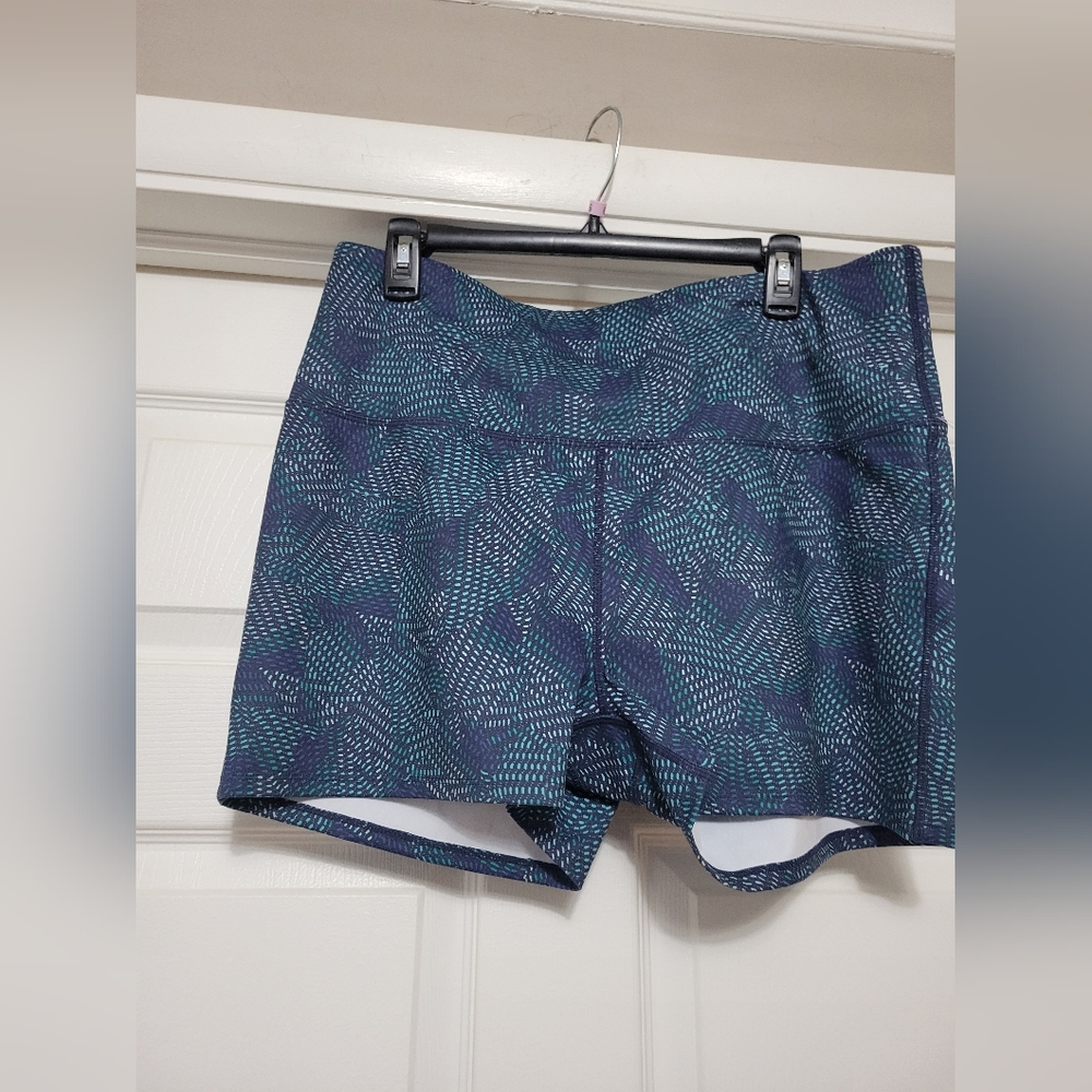 SZ (1X) GREEN/BLUE MTA SPORTS SHORTS